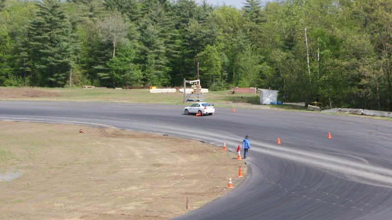 http://i28.photobucket.com/albums/c207/crusinvw/Malta%20Autocross%205_8_10/11-1.jpg