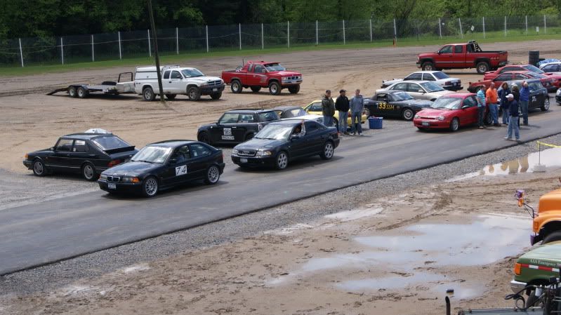 http://i28.photobucket.com/albums/c207/crusinvw/Malta%20Autocross%205_8_10/9-1.jpg