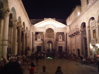 A CROACIA EN COCHE CON PERRO (JUNIO 2016) - Blogs de Croacia - 17 JUNIO 2016: SPLIT (13)