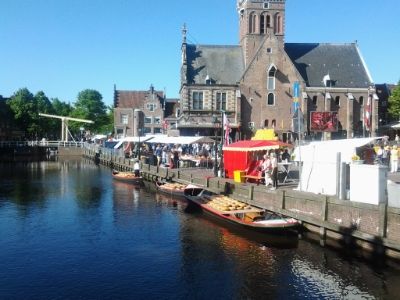 06 JUNIO: ALKMAAR Y GIETHOORN - HOLANDA con PERRO (Junio 2014) (1)