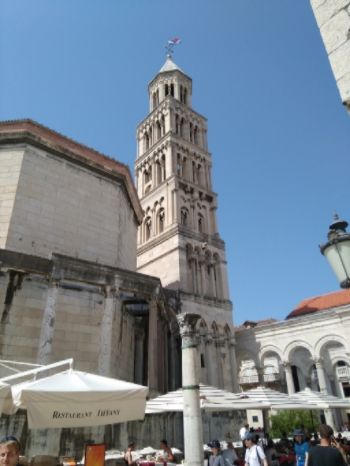 A CROACIA EN COCHE CON PERRO (JUNIO 2016) - Blogs de Croacia - 17 JUNIO 2016: SPLIT (2)