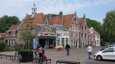 07 JUNIO: EDAM, VOLENDAM, MARKEN Y ZAANSE SCHANS - HOLANDA con PERRO (Junio 2014) (3)