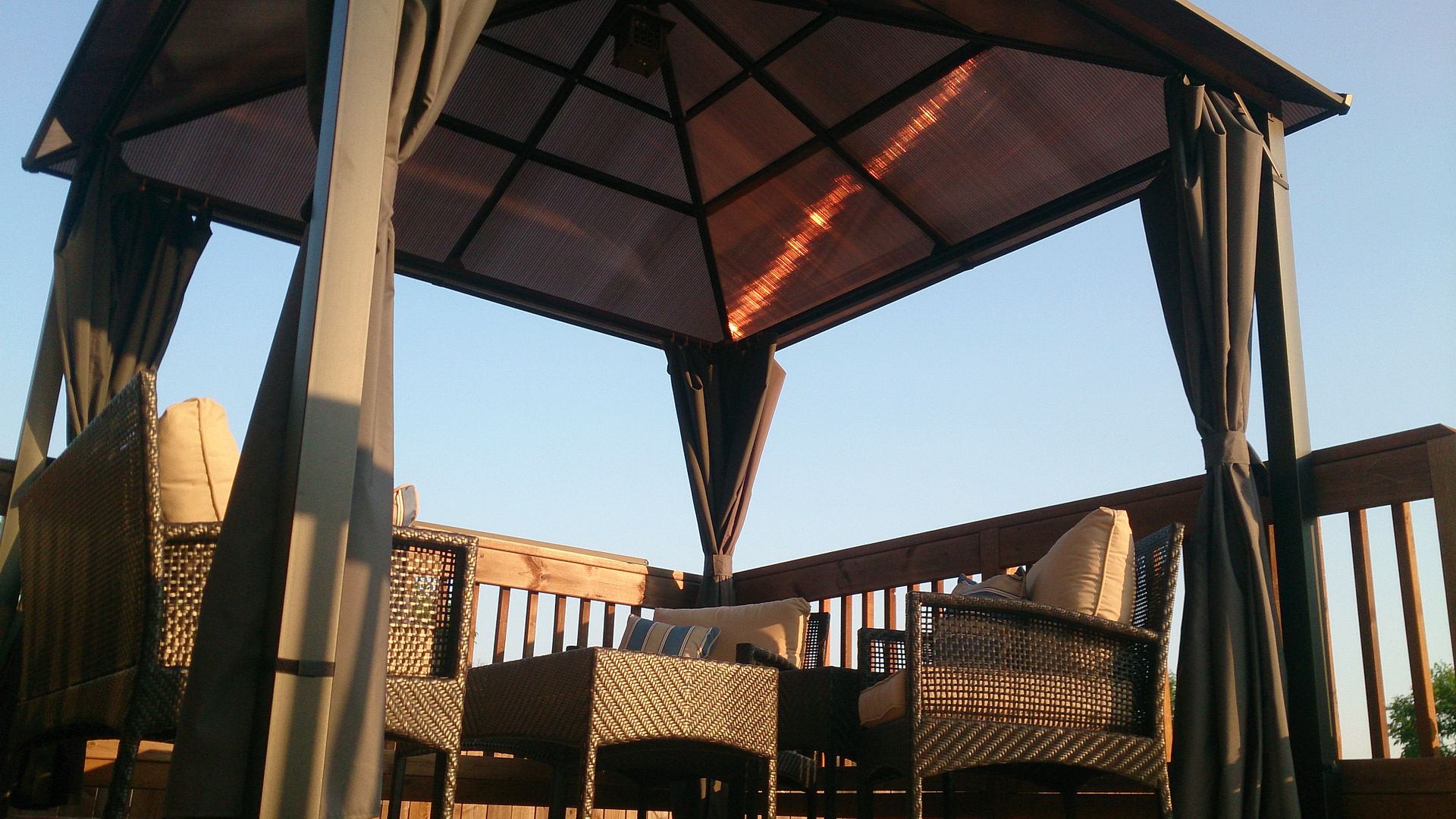 rona 10x10 hardtop gazebo