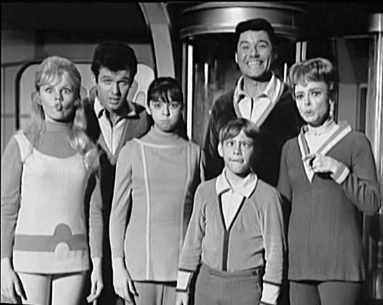 lostinspacecastgoofy1.jpg