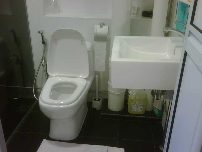 KitToilet-BowlSink-1.jpg