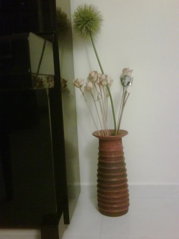 LivingRm-Vase.jpg