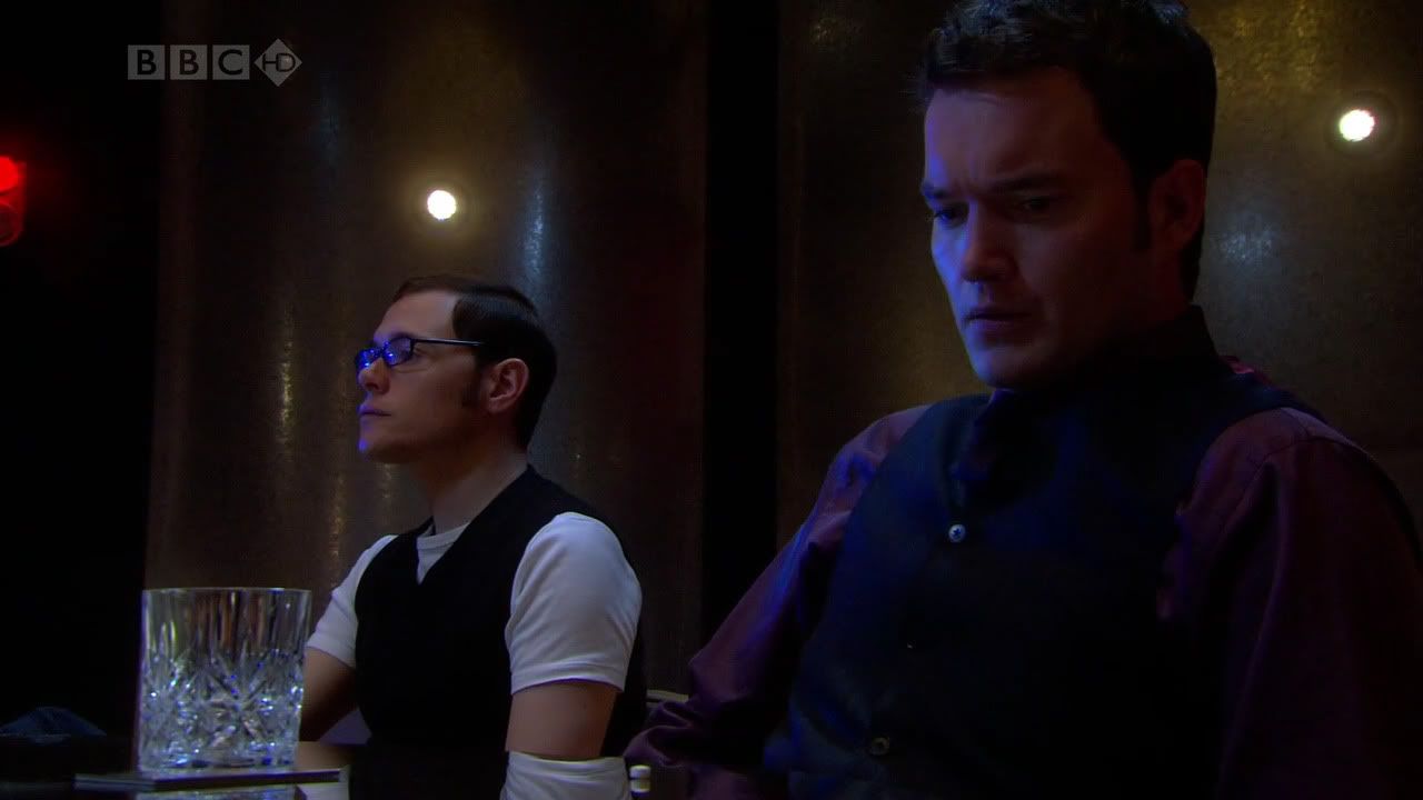 http://i28.photobucket.com/albums/c223/Eithne-Ame/Ianto-Epic-Picspam/s2/113.jpg