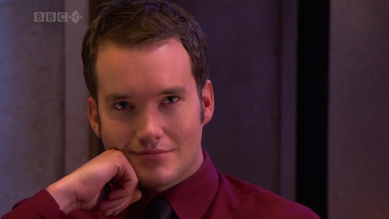 http://i28.photobucket.com/albums/c223/Eithne-Ame/Ianto-Epic-Picspam/s2/188.jpg