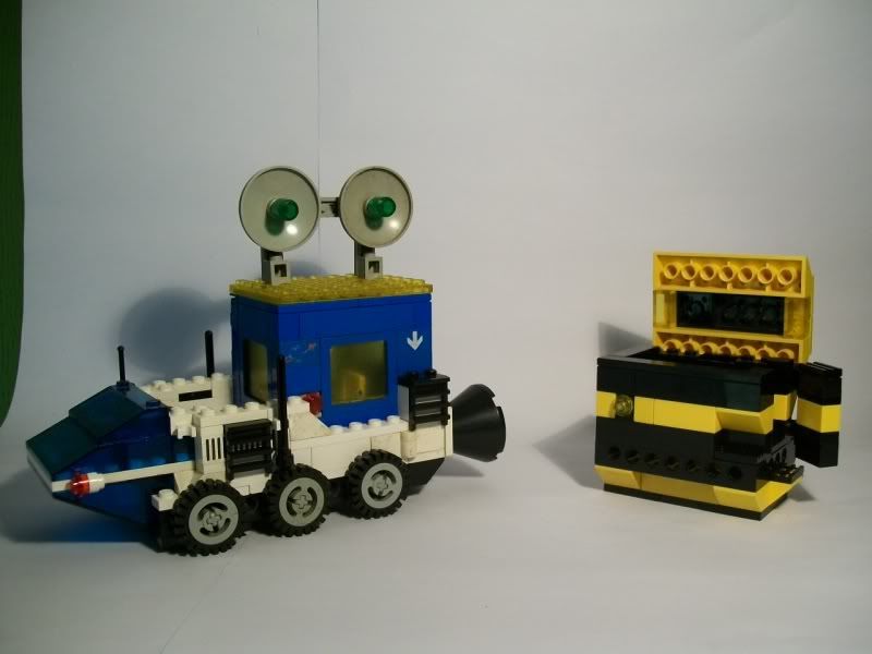 http://i28.photobucket.com/albums/c223/alkinoos/Moc%20dechetterie%20space/100_0486.jpg