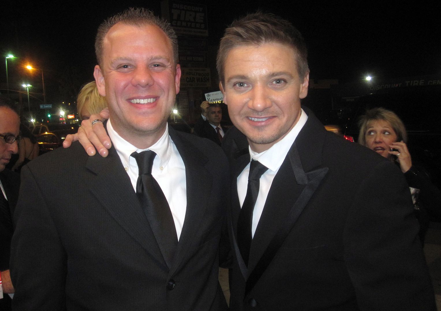 JEREMY RENNER Image - JEREMY RENNER Picture, Graphic, & Photo