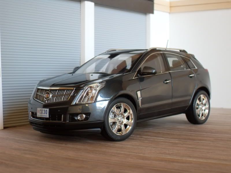 118 Cadillac SRX DX Trucks SUV Haulers