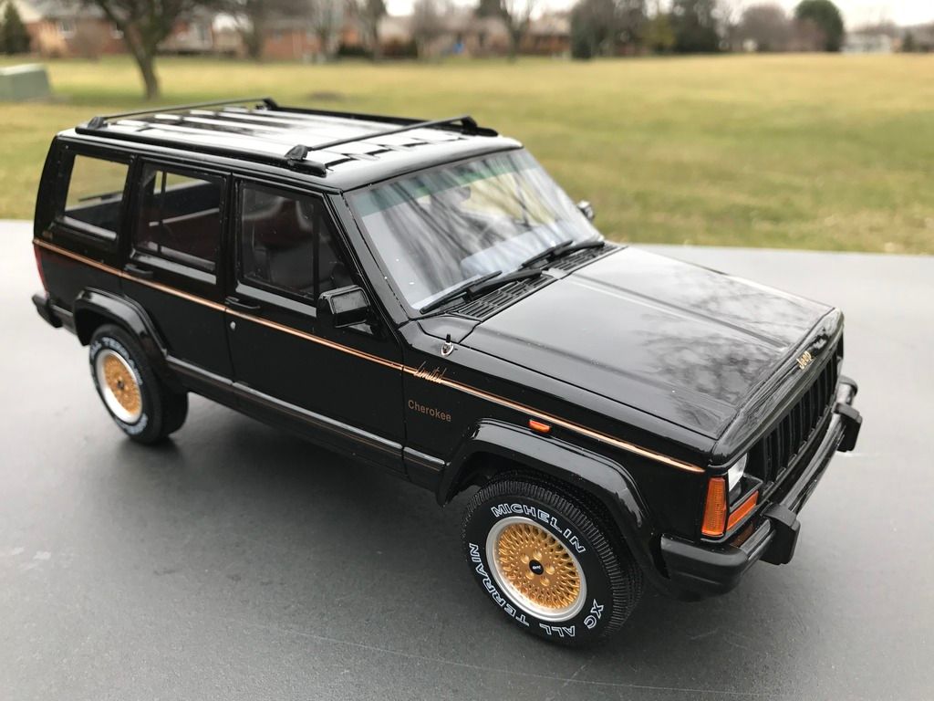 1992 Jeep Cherokee XJ Limited (Black by OTTO) - Photoshoot