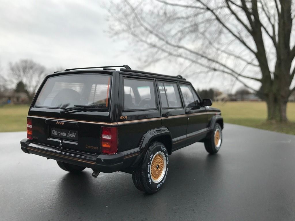 1992 Jeep Cherokee XJ Limited (Black by OTTO) - Photoshoot