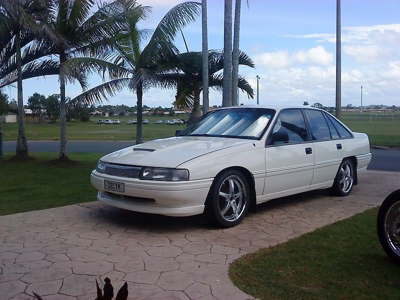1990v8vncalaiscommodore.jpg
