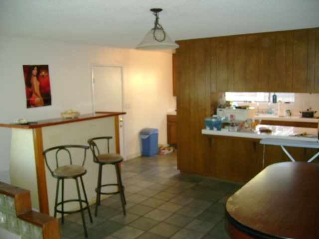 http://i28.photobucket.com/albums/c230/originalsin1087/DiningRoom.jpg