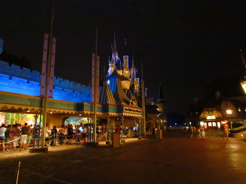 WDW%20MAY-JUNE%202012%201969_zps23ae13ad.jpg