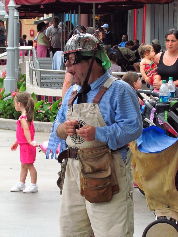 WDWMAY-JUNE20121083.jpg