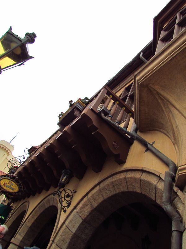 WDWMAY-JUNE20121337.jpg