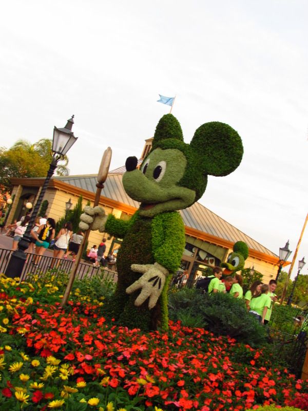 WDWMAY-JUNE20121399.jpg