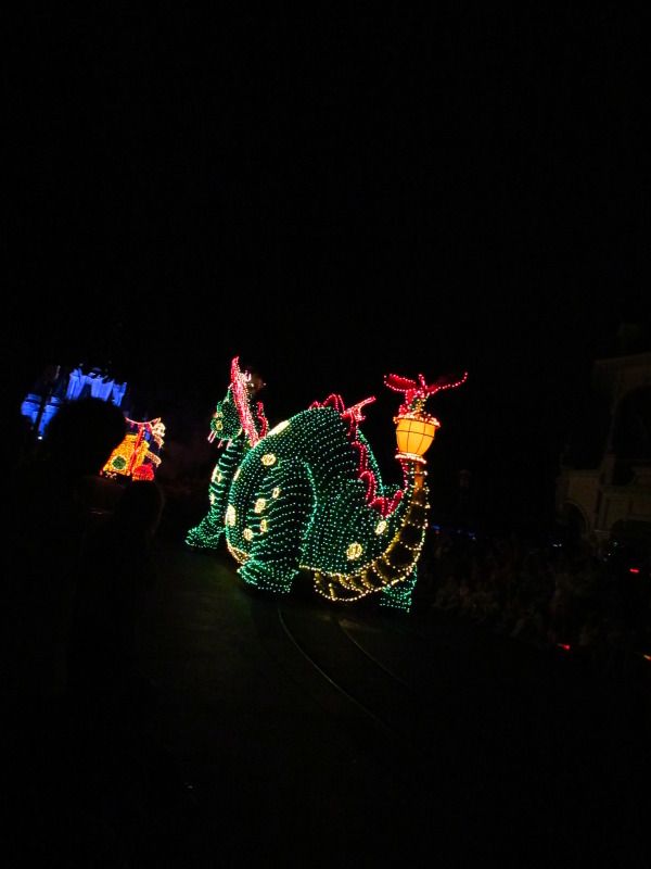 WDWMAY-JUNE20122337_zpse8adc783.jpg