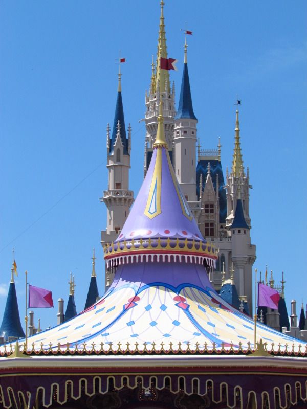 WDWMAY-JUNE2012304.jpg