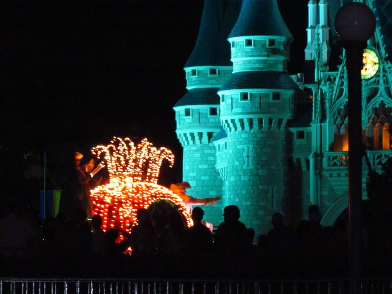 WDWMAY-JUNE2012381.jpg