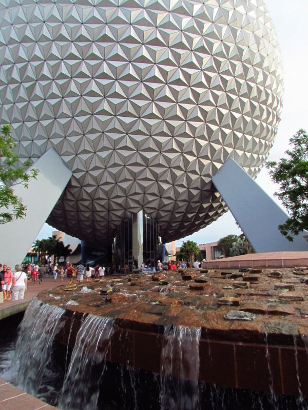 WDWMAY-JUNE2012664.jpg