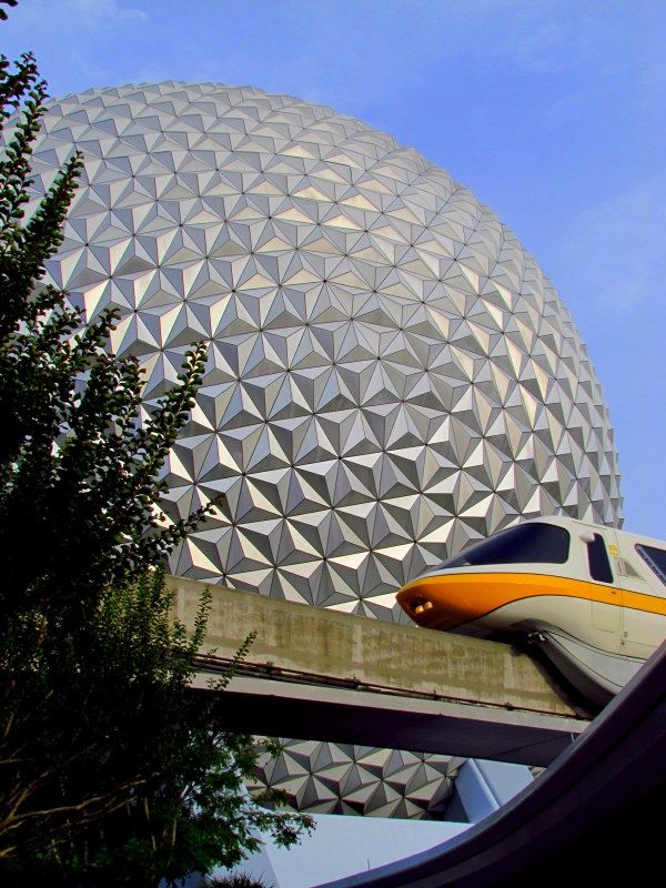 WDWMAY-JUNE2012672-001.jpg