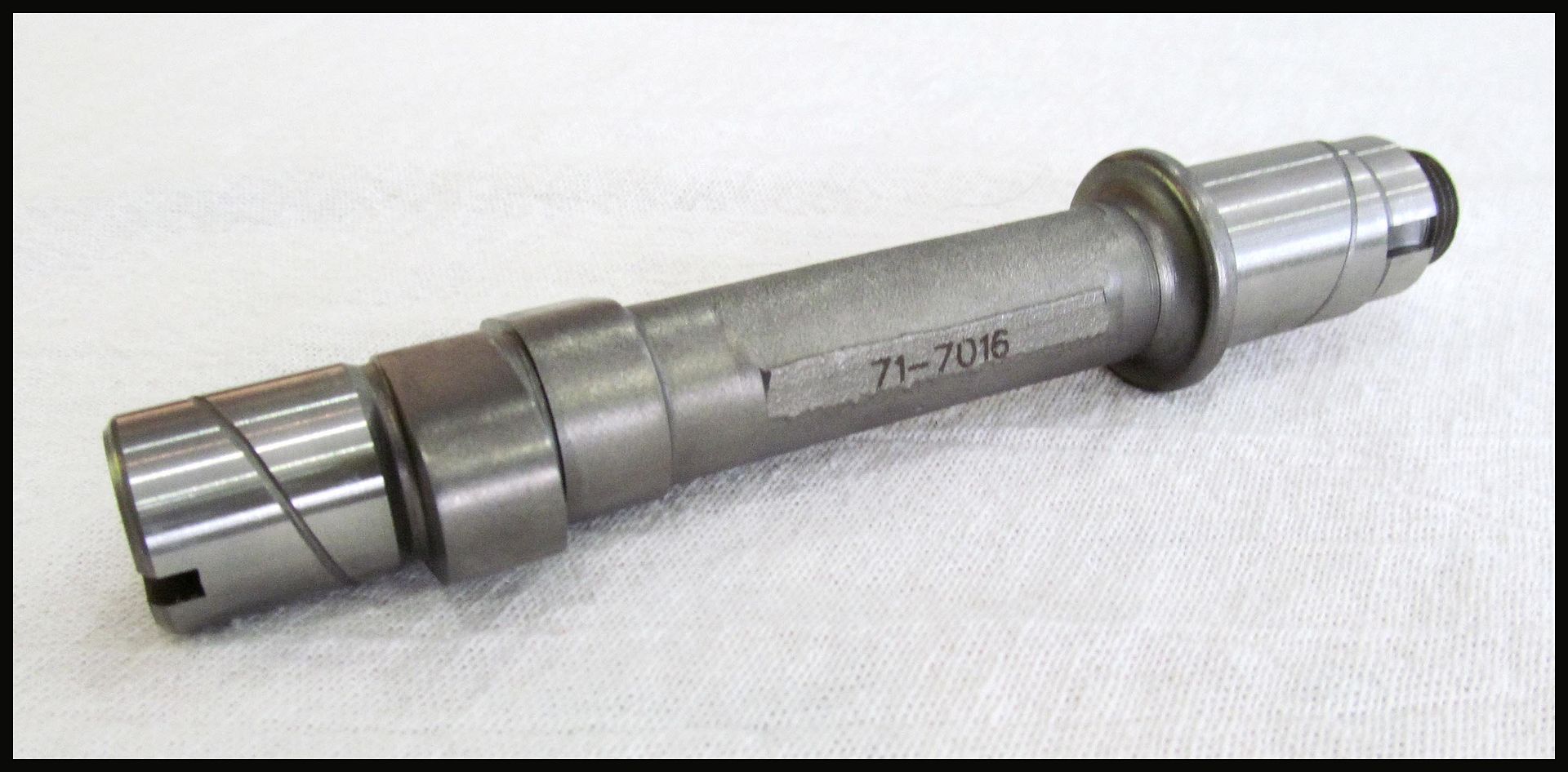  photo TRIUMPH650750INLETCAMSHAFTNITRIDEDPN70-7016_zpsc6a337f6.jpg