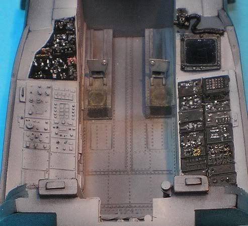 tn_Cockpitdetails028.jpg