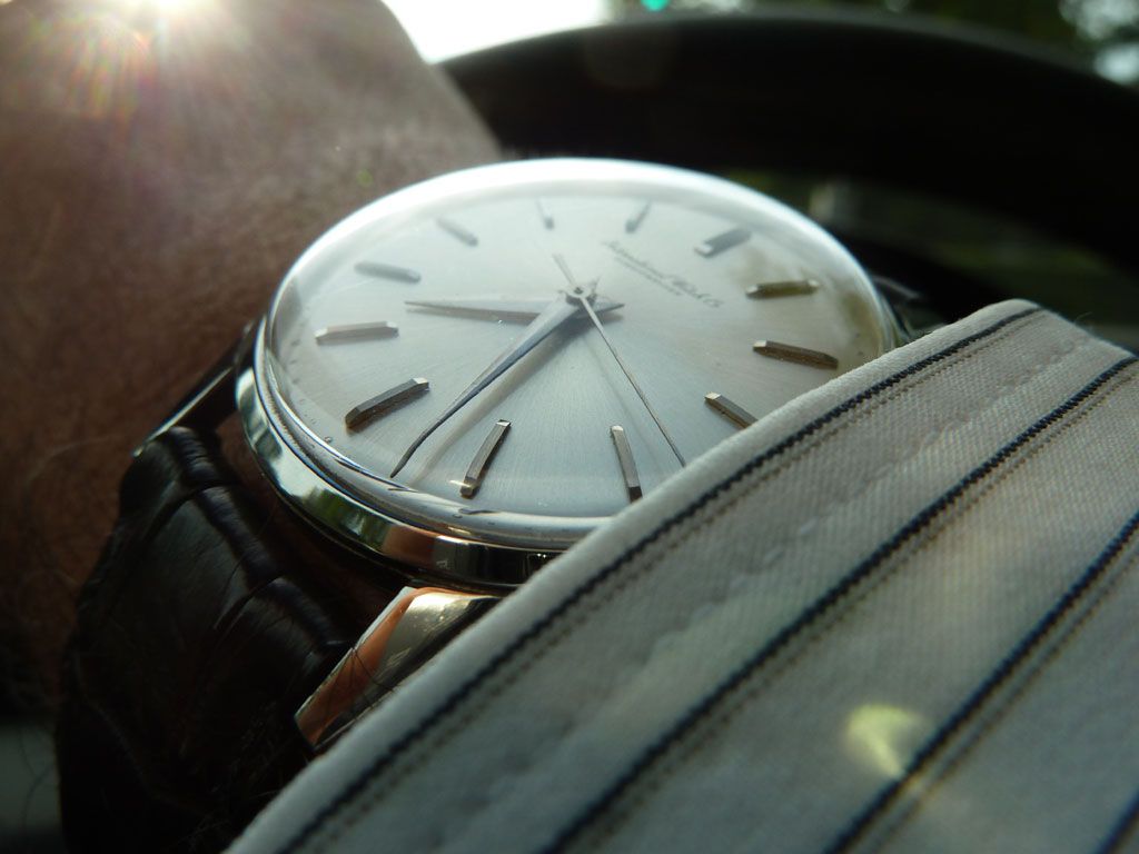 i28.photobucket.com/albums/c236/nad1/IWC%20Collection/L1140427.jpg