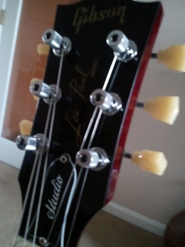 Tuner Shootout TonePros Locking Kluson vs. Grover RotoGrip My Les