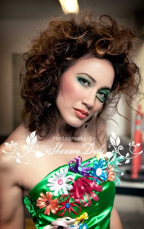 IMAGE: http://i28.photobucket.com/albums/c239/daisydeadpeddles/7web.jpg