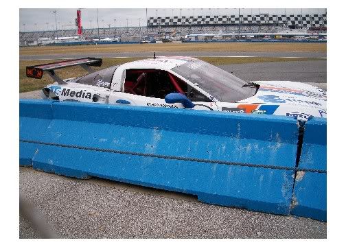 Rolex24Crash013110.jpg