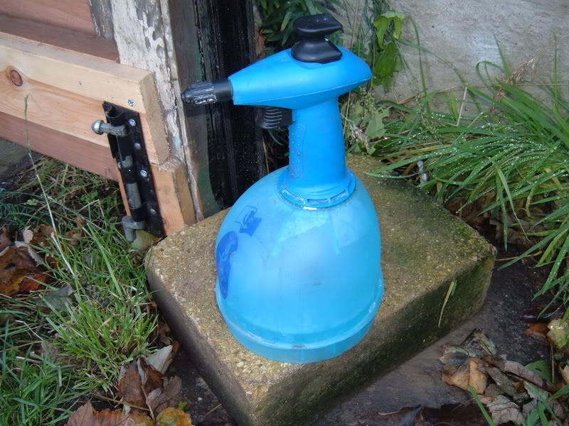 B&Q Pump Action Sprayer £9.98 for 2 Pics Detailing World Forum
