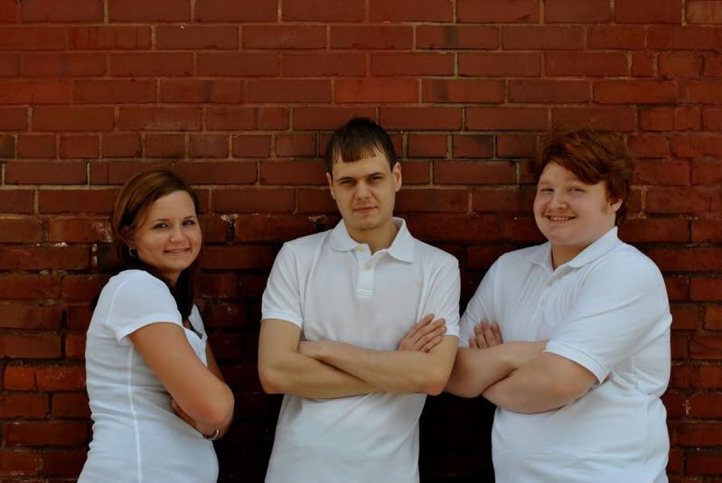 IMAGE: http://i28.photobucket.com/albums/c248/EricaWilliams/DSC_0180.jpg