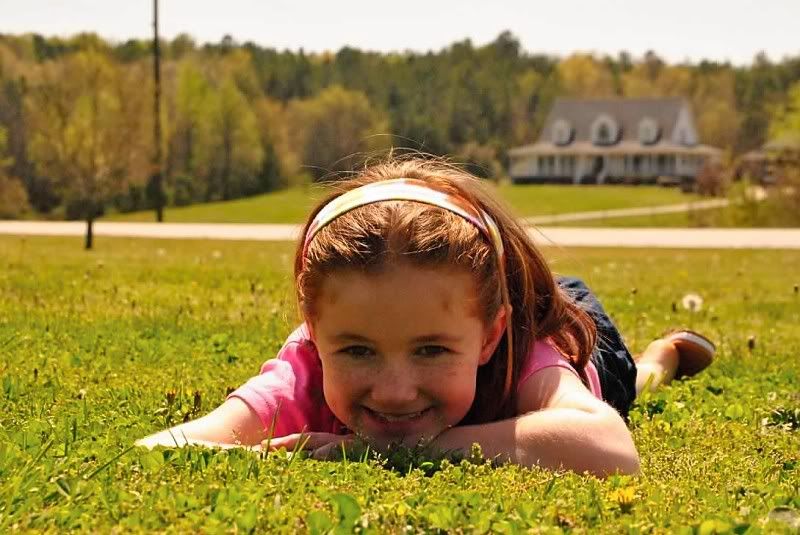 IMAGE: http://i28.photobucket.com/albums/c248/EricaWilliams/P42.jpg