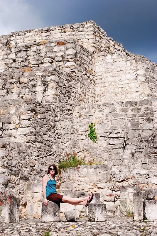 IMAGE: http://i28.photobucket.com/albums/c248/EricaWilliams/P8.jpg