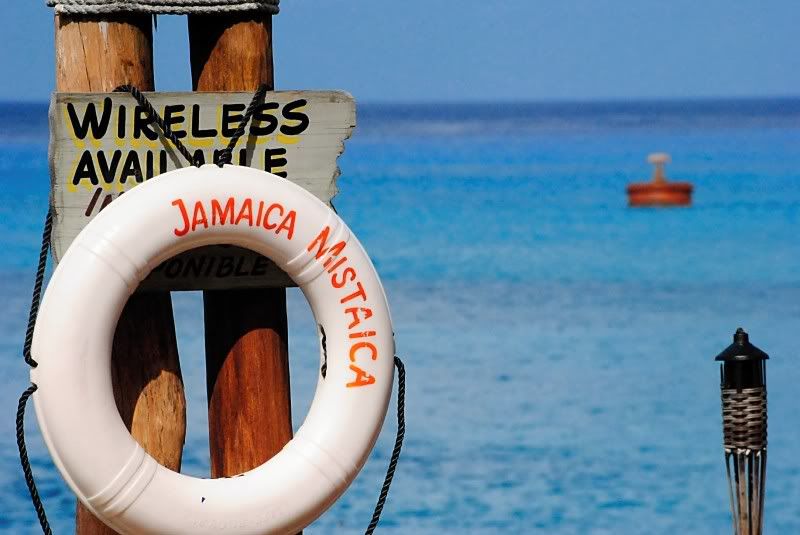 IMAGE: http://i28.photobucket.com/albums/c248/EricaWilliams/misc12.jpg