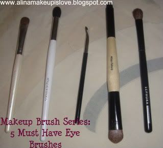 Makeup Brush Series: 5 Must Have eye brushes