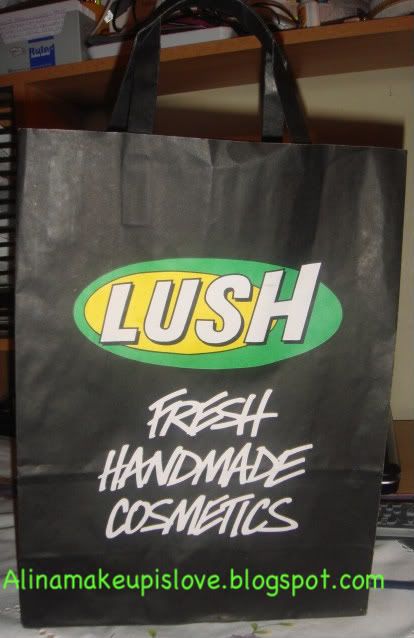 Lush: Fresh Farmacy Face Soap and Ocean Salt Face and Body Scrub