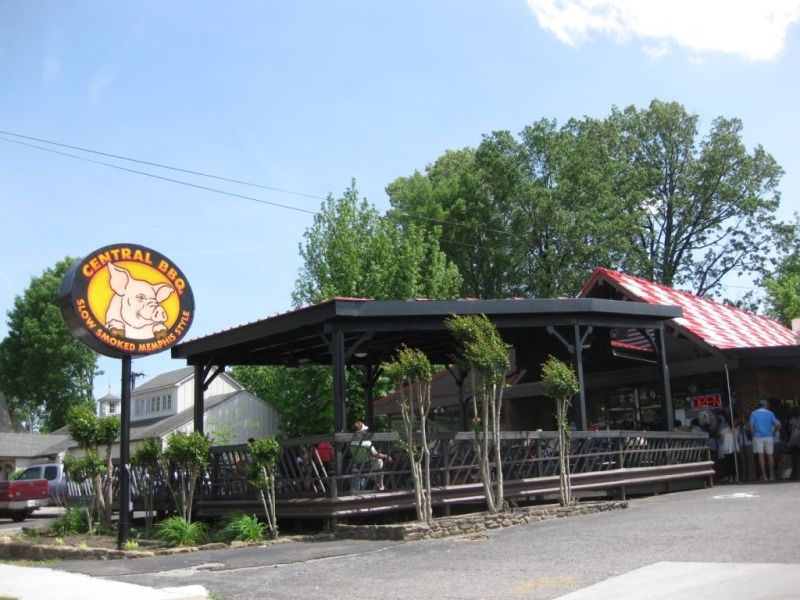 CentralBBQ01.jpg