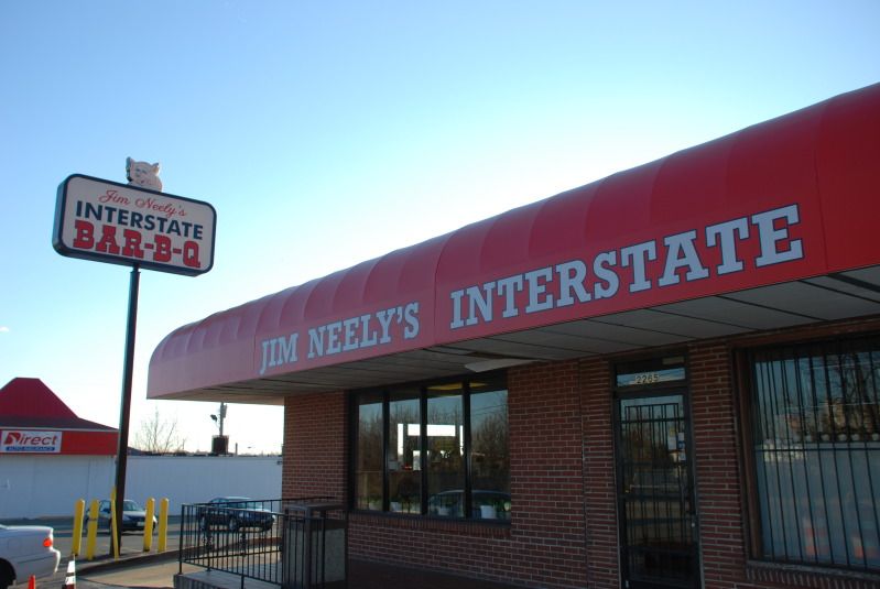 Jim-Neelys-Interstate-BBQ.jpg