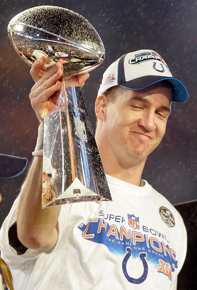 peyton-sbtrophy_1381876a_zpsb2354c96.jpg