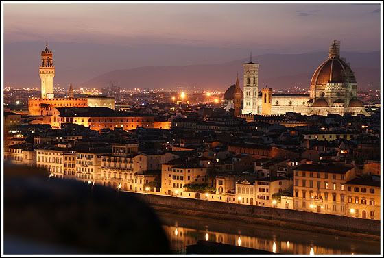 Firenze by night