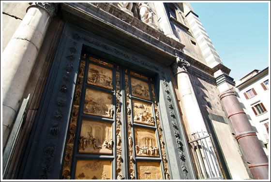 La Puertas del Paraíso